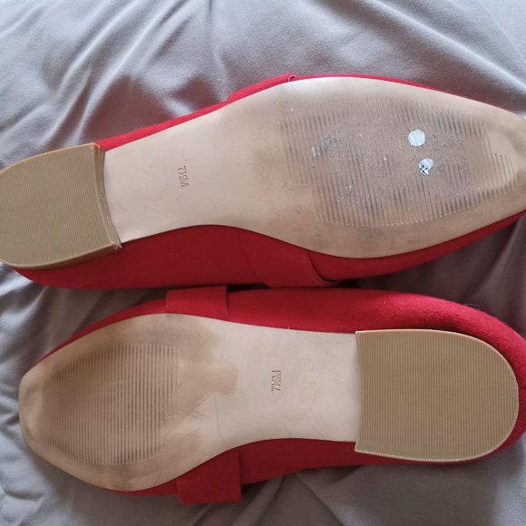 Red Flats by Halogen - Size 7 1/5 M - Picture 3 of 5